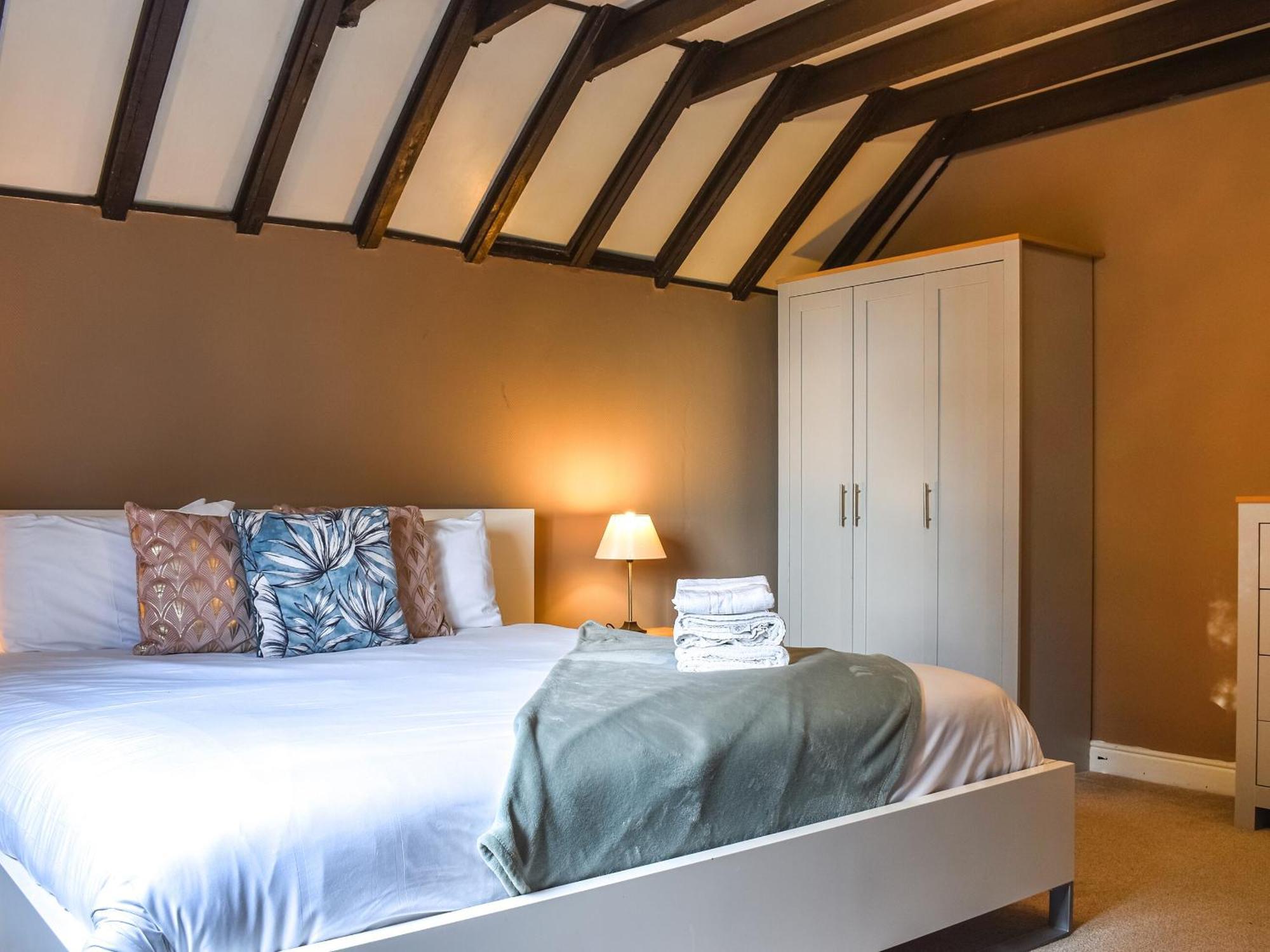 Larpool Mews Villa Уитби Екстериор снимка
